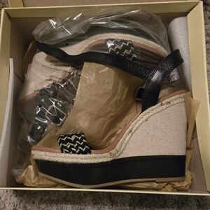 Lucky Brand wedges